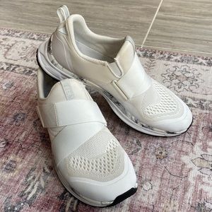 TIEM Cycling Shoes Slipstream - White Marble 9.5